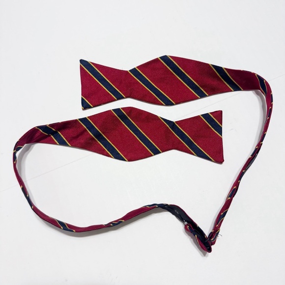 Brooks Brothers Silk Bow Tie - Picture 2 of 5